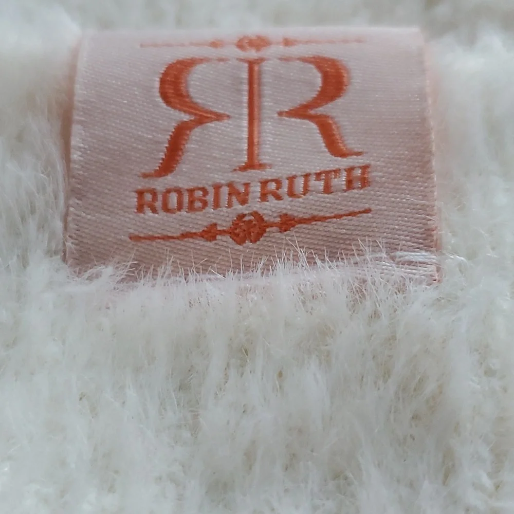 Robin Ruth Beanie - Picture 6 of 9